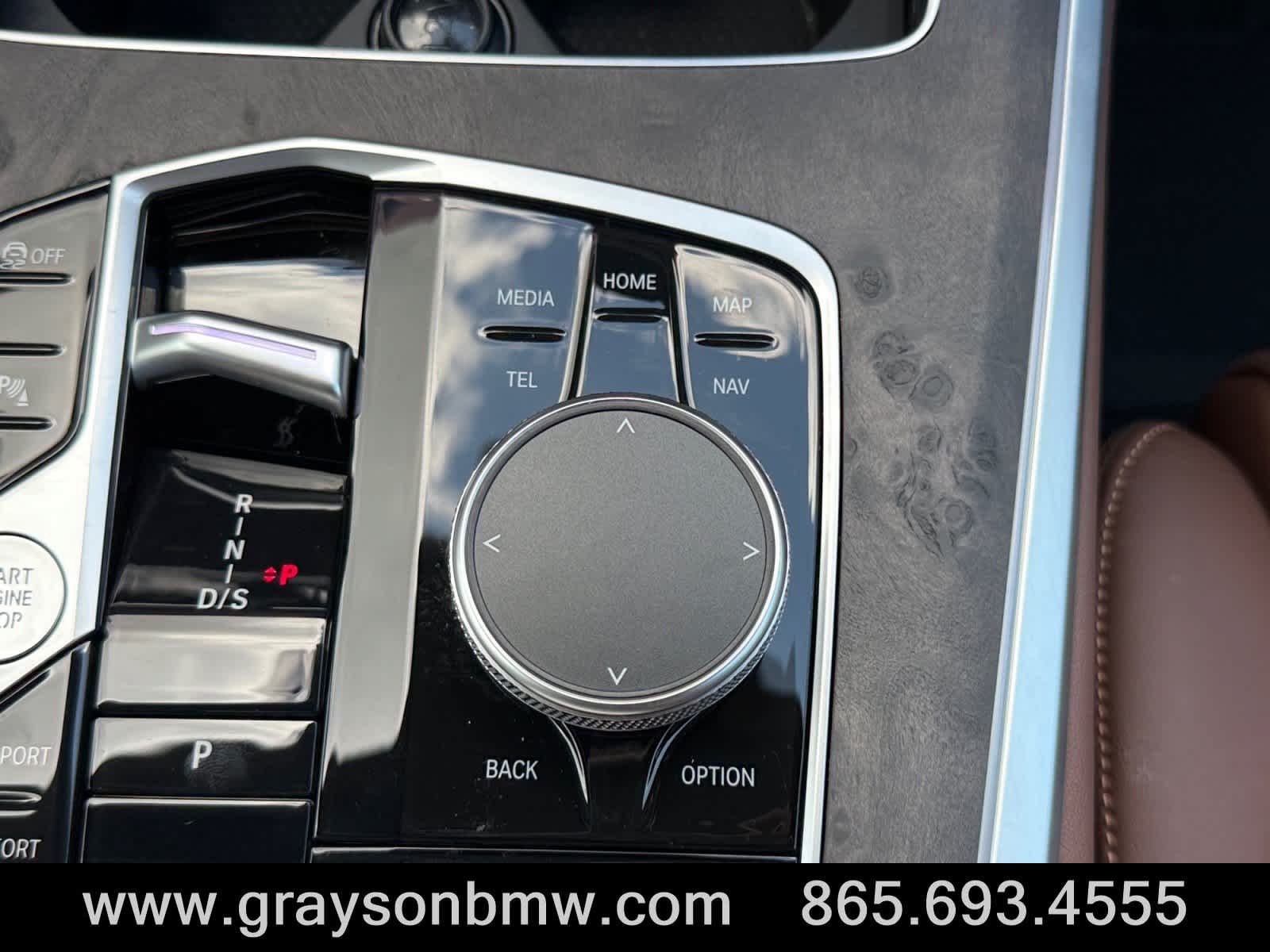 Used 2026 BMW X5 xDrive40i w/ M Sport Package AWD/4WD image 26