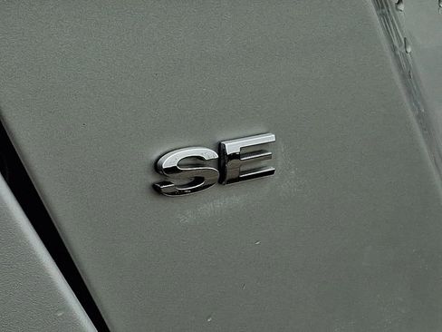 Used 2012 Ford Fiesta SE image 30