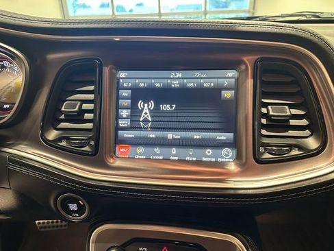 Used 2021 Dodge Challenger R/T Scat Pack RWD image 11