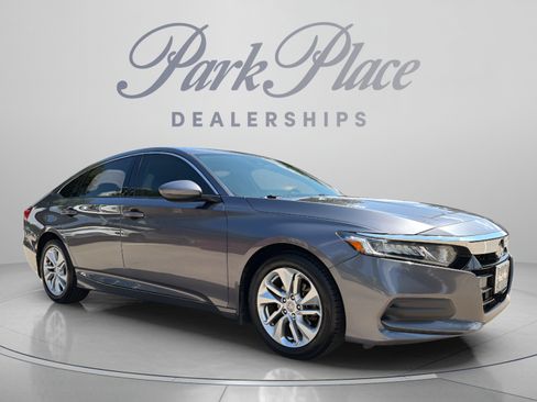Used 2018 Honda Accord LX image 7