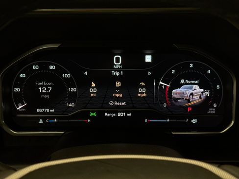 Used 2022 GMC Sierra 1500 Denali AWD/4WD image 13