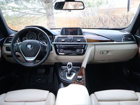 Used 2018 BMW 330i xDrive Sedan image 16
