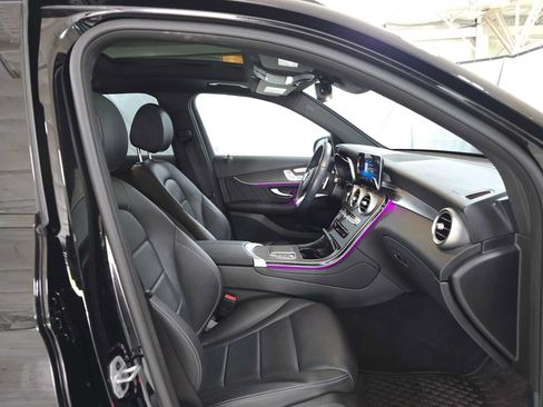 Used 2022 Mercedes-Benz GLC 300 4MATIC image 10