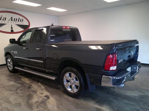 Used 2017 RAM 1500 Big Horn image 10