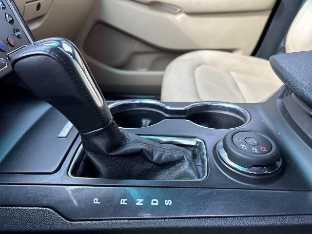 Used 2016 Ford Explorer Limited w/ Equipment Group 301A AWD/4WD image 20