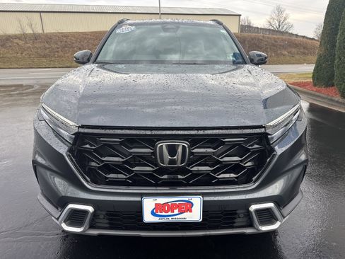 Used 2023 Honda CR-V Sport Touring image 2