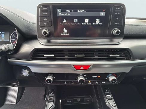 Used 2020 Kia Telluride S w/ S 8 Passenger Seating Package AWD/4WD image 14