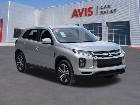 Used 2025 Mitsubishi Outlander Sport AWD image 3