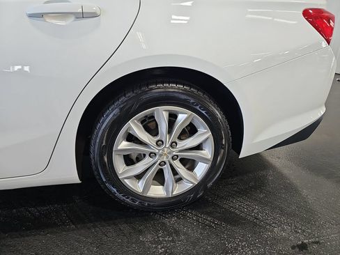 Used 2024 Chevrolet Malibu LT FWD image 34