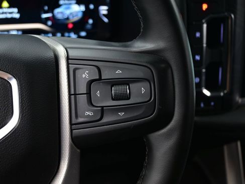 Used 2023 GMC Yukon Denali image 32