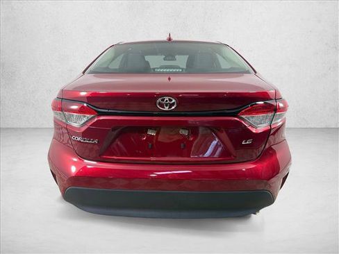 Used 2025 Toyota Corolla LE w/ Convenience Package FWD image 4