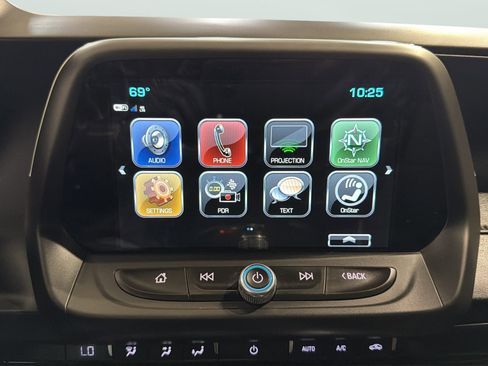 Used 2018 Chevrolet Camaro SS image 25