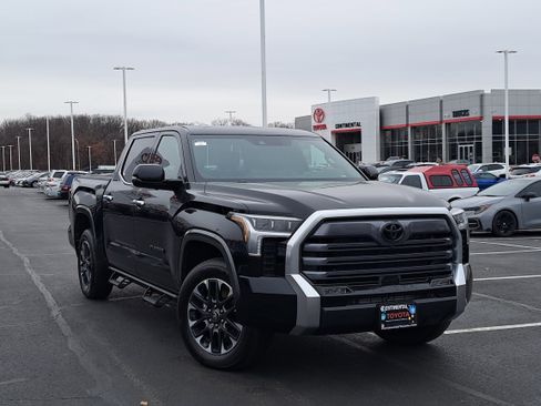 New 2026 Toyota Tundra Limited image 2