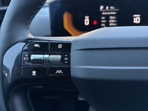 New 2026 Kia Sorento S image 18