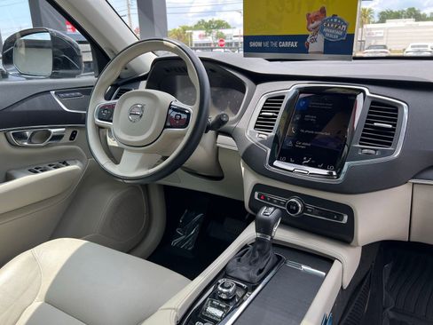 Used 2020 Volvo XC90 T5 Momentum w/ Protection Package Premier FWD image 65