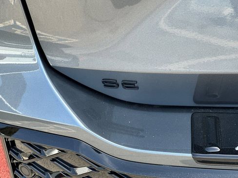 New 2026 Volkswagen Tiguan SE R-Line FWD image 7