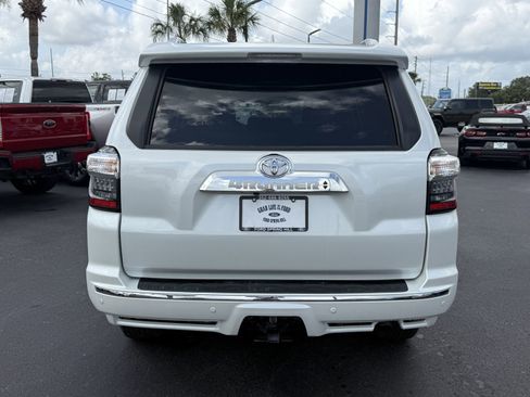 Used 2024 Toyota 4Runner Limited RWD image 4