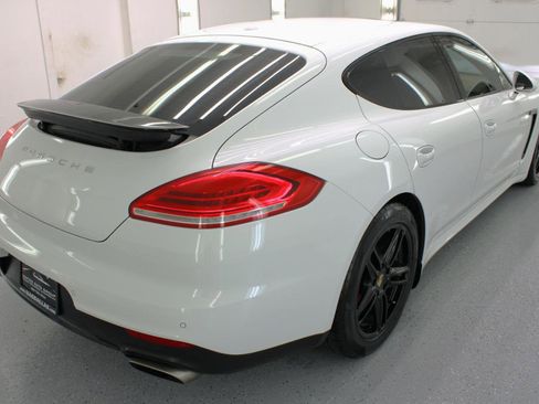 Used 2016 Porsche Panamera Edition image 9
