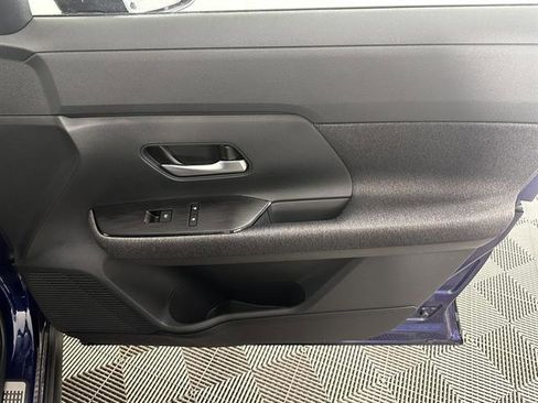 New 2025 Nissan Kicks SV w/ Illumination Package image 15