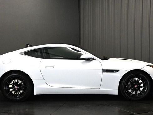 Used 2020 Jaguar F-TYPE Coupe RWD image 4
