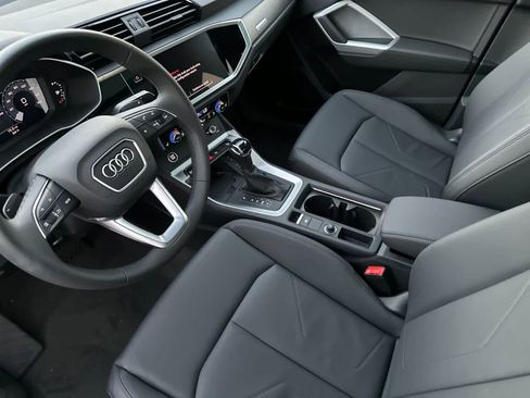 New 2025 Audi Q3 2.0T Premium image 11