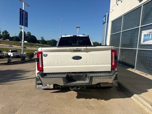 Used 2023 Ford F350 Lariat w/ FX4 Off-Road Package AWD/4WD image 6