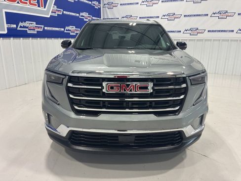 Used 2026 GMC Acadia Elevation w/ Elevation Premium Package AWD/4WD image 6