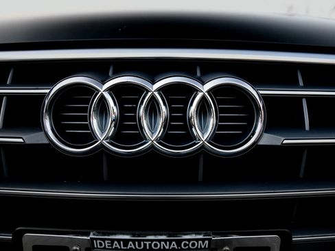 Used 2019 Audi Q5 2.0T Premium w/ Convenience Package AWD/4WD image 12