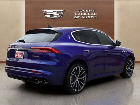 Used 2023 Maserati Grecale GT image 4