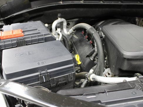 Used 2024 GMC Sierra 1500 AT4 w/ Technology Package image 32