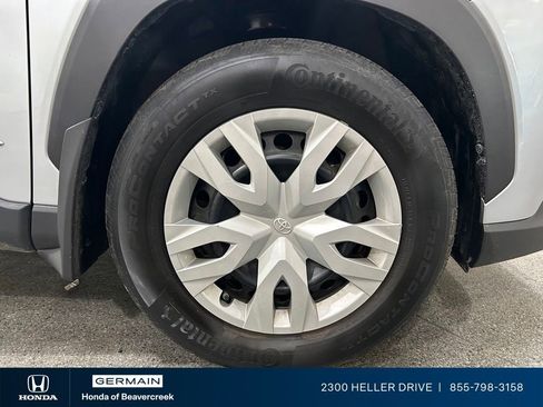 Used 2023 Toyota Corolla Cross L AWD/4WD image 12