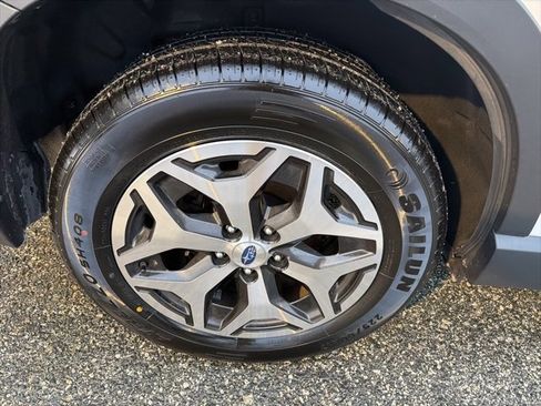 Used 2022 Subaru Forester Premium image 20