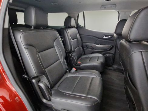 Certified 2023 GMC Acadia SLT image 28