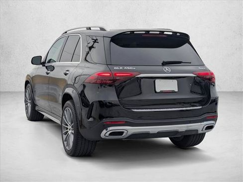 Used 2025 Mercedes-Benz GLE 450e 4MATIC image 8