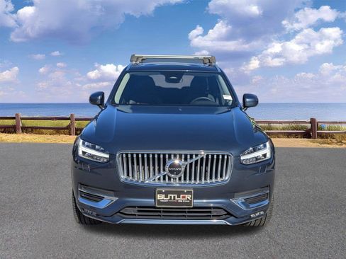 Used 2023 Volvo XC90 B6 Plus w/ Protection Package Premier image 9