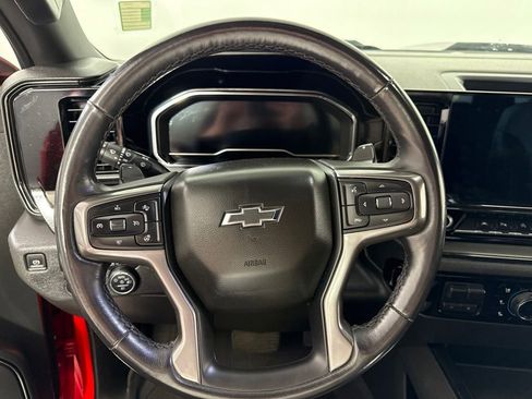 Used 2022 Chevrolet Silverado 1500 ZR2 w/ Technology Package AWD/4WD image 16