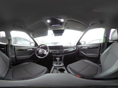 Used 2025 Kia Seltos S image 42