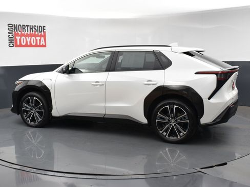 Used 2024 Toyota bZ4X Limited image 2