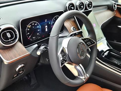 New 2026 Mercedes-Benz GLC 300 image 3