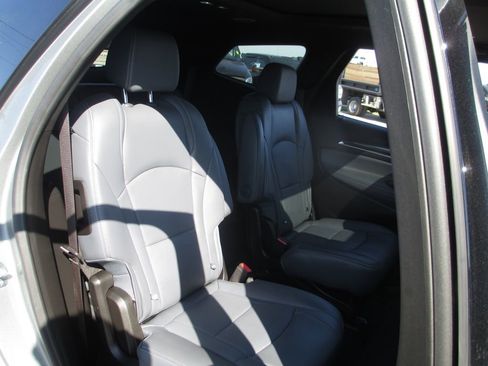 Used 2024 Buick Enclave Premium w/ Experience Buick Package AWD/4WD image 23