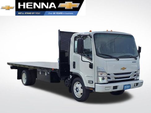 New 2025 Chevrolet Low Cab Forward 5500XG RWD image 1