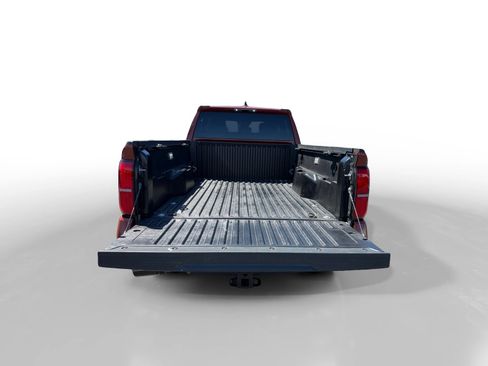 Used 2025 Toyota Tacoma TRD Off-Road AWD/4WD image 17