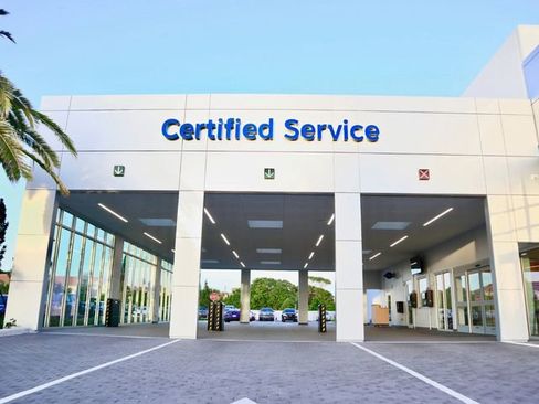 Used 2019 Jeep Cherokee Limited AWD/4WD image 33