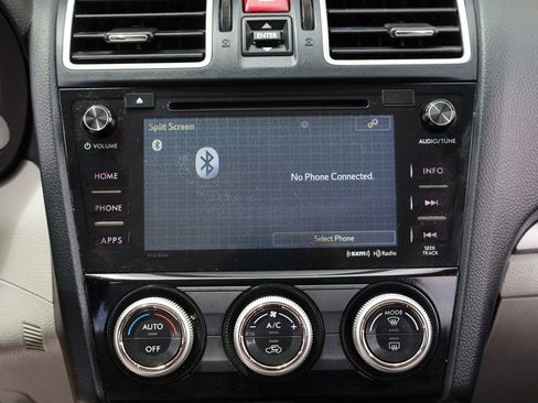 Used 2017 Subaru Forester 2.5i Premium w/ All-Weather Package image 39