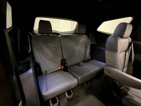 Used 2023 Buick Enclave Essence w/ Sport Touring Edition AWD/4WD image 32
