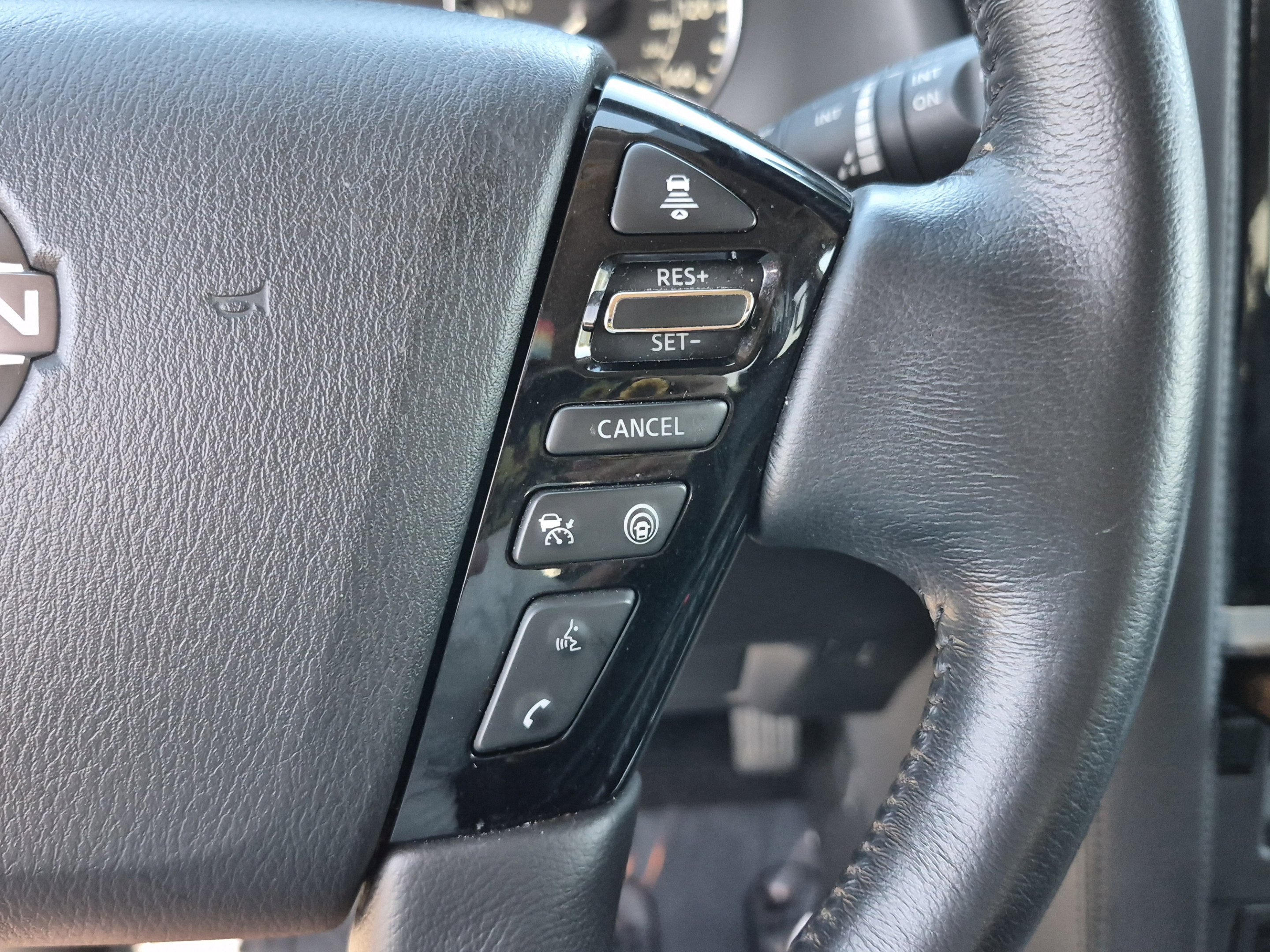 Certified 2024 Nissan Armada SL w/ Captain's Chairs Package RWD image 35