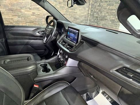 Used 2021 GMC Yukon SLT AWD/4WD image 3