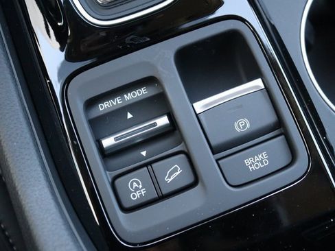 New 2025 Honda Pilot Touring image 22