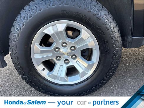 Used 2018 Chevrolet Silverado 1500 LT w/ All Star Edition AWD/4WD image 8