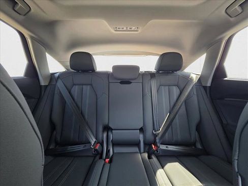 New 2025 Audi Q5 Premium Plus image 16